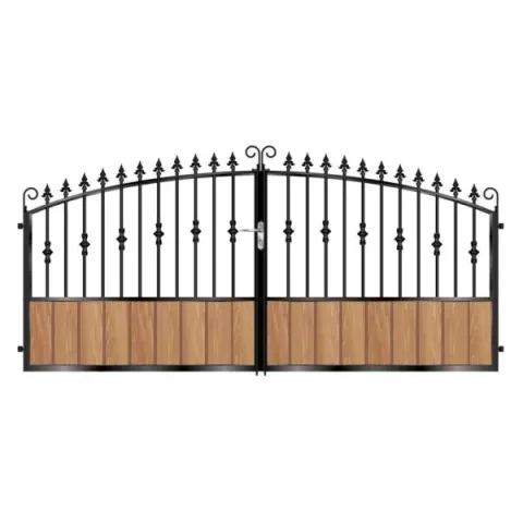Wooden Gate 14