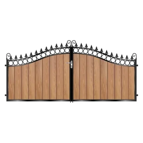 Wooden Gate 23