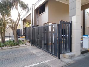 Modern Gate Manufacturers"